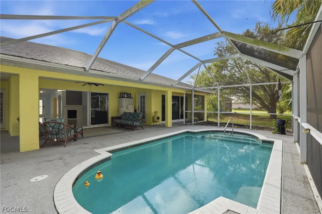 3622 NE 18th Place Cape Coral FL 33909