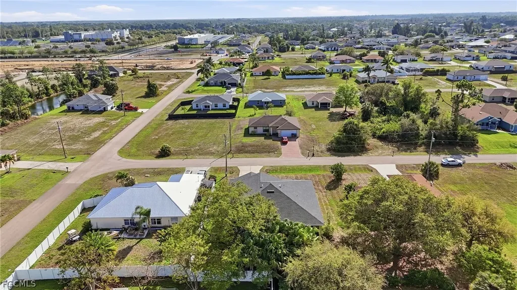 3622 NE 18th Place Cape Coral FL 33909
