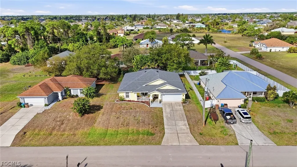 3622 NE 18th Place Cape Coral FL 33909