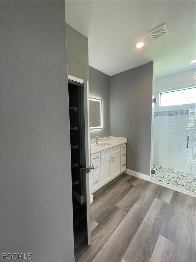 610 Floyd Avenue S Lehigh Acres FL 33976