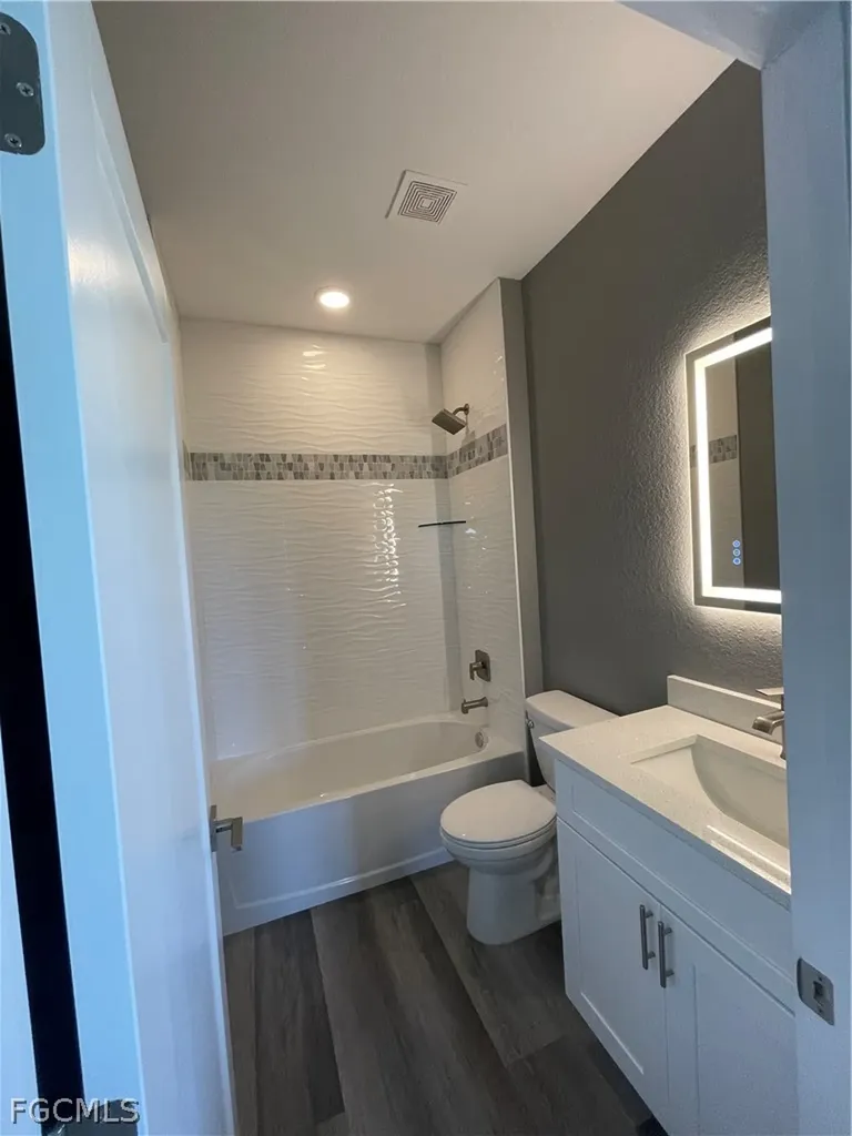 610 Floyd Avenue S Lehigh Acres FL 33976