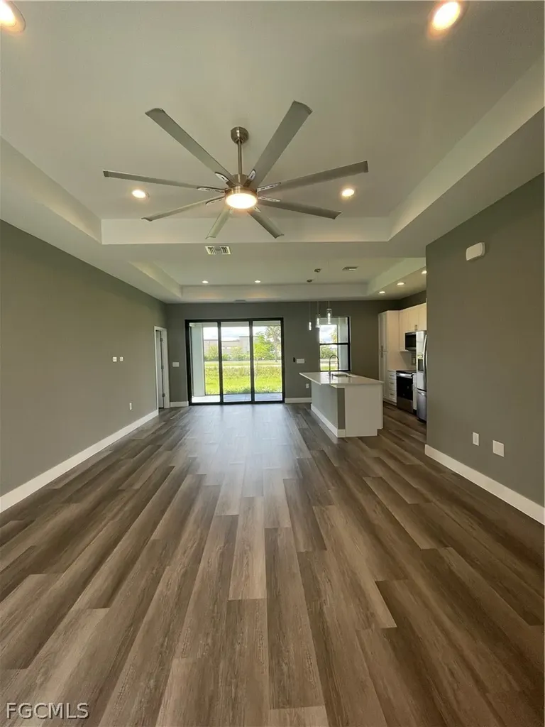 610 Floyd Avenue S Lehigh Acres FL 33976