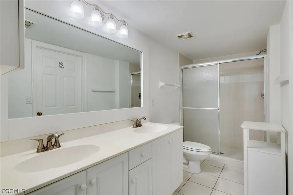 26735 Little John Court Bonita Springs FL 34135