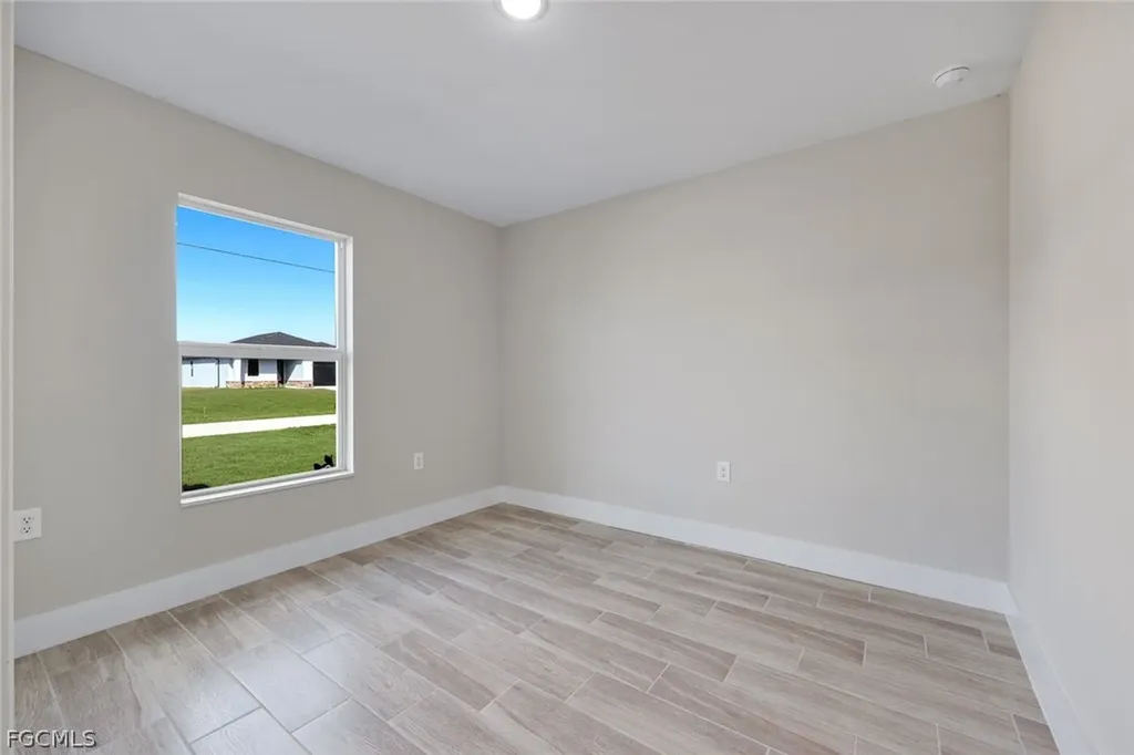 1105 NW 21st Avenue Cape Coral FL 33993