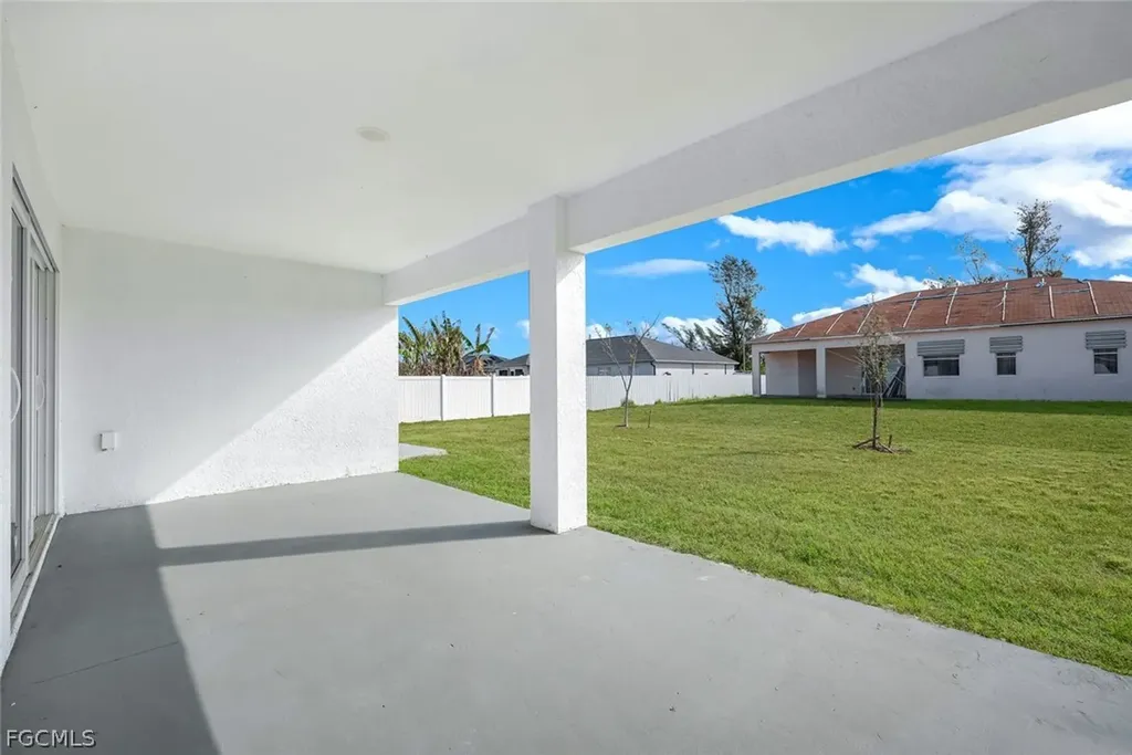 1105 NW 21st Avenue Cape Coral FL 33993