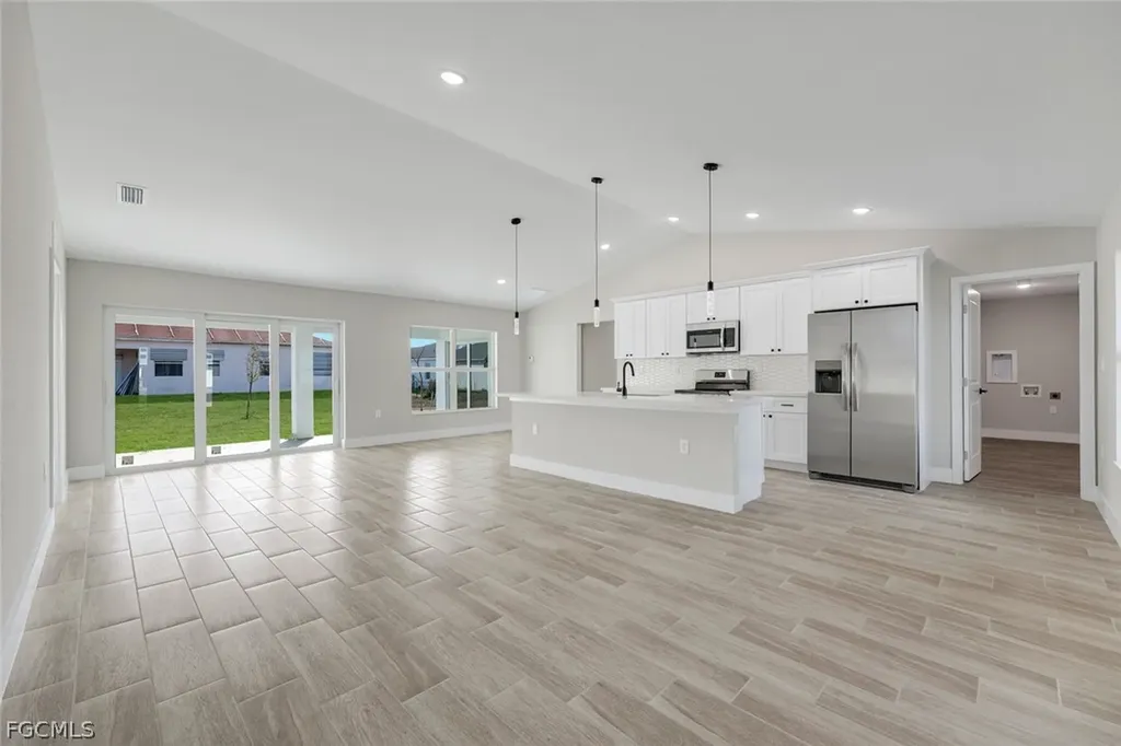 1105 NW 21st Avenue Cape Coral FL 33993