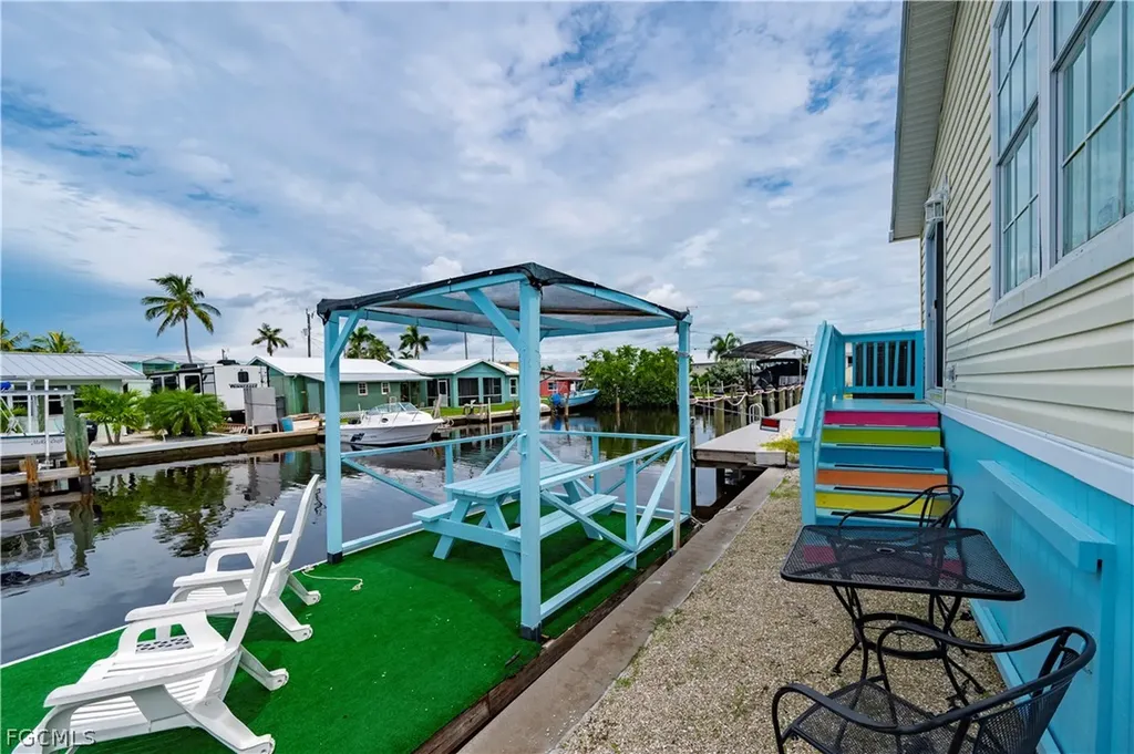 2634 Coco Plum Drive Matlacha FL 33993