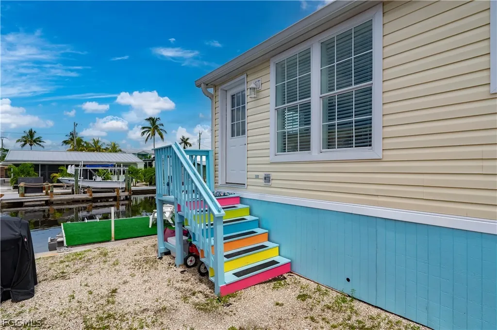 2634 Coco Plum Drive Matlacha FL 33993