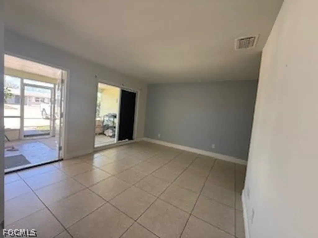 328 Tarpon Drive Cape Coral FL 33904