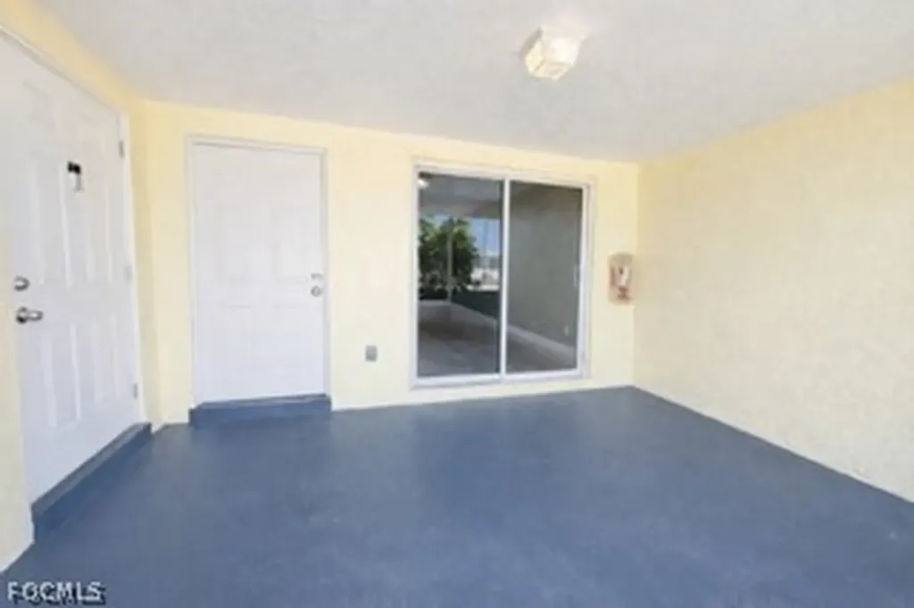 328 Tarpon Drive Cape Coral FL 33904