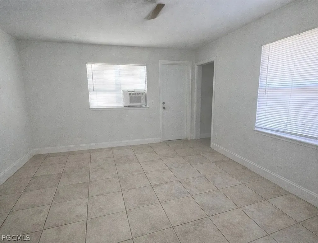 328 Tarpon Drive Cape Coral FL 33904