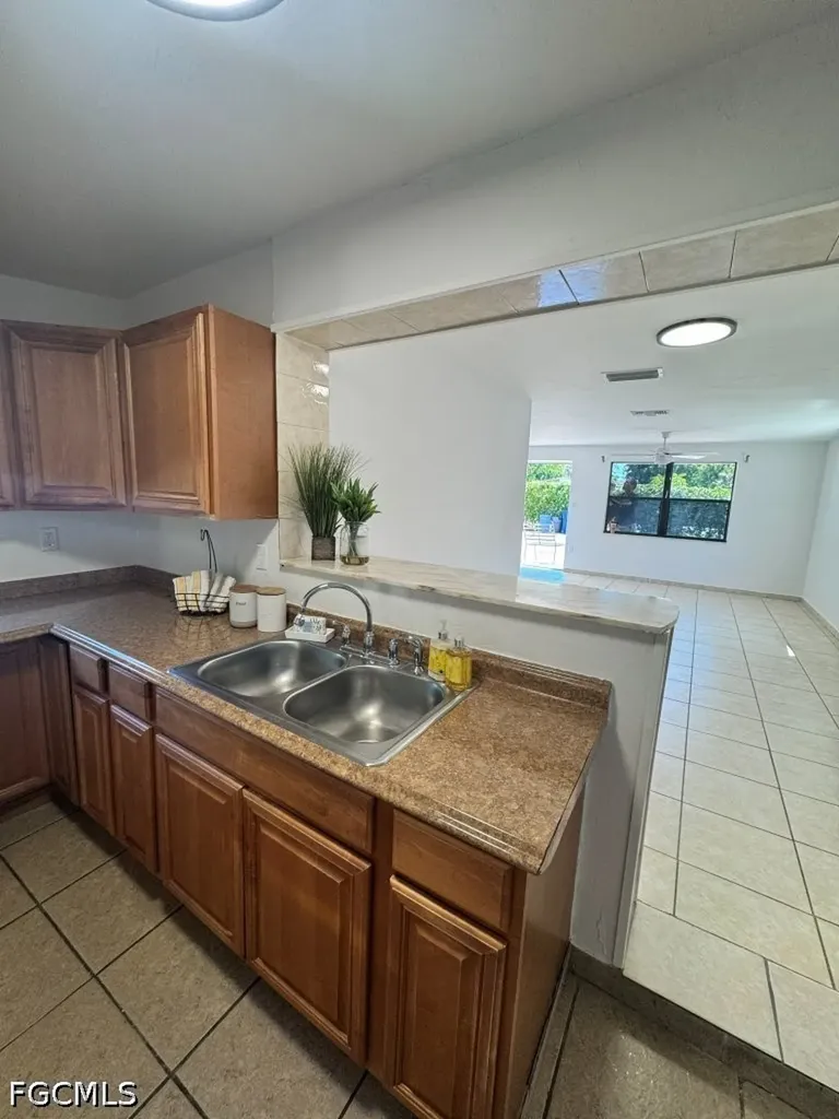 5448 9th Avenue Fort Myers FL 33907