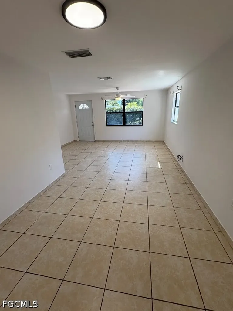 5448 9th Avenue Fort Myers FL 33907