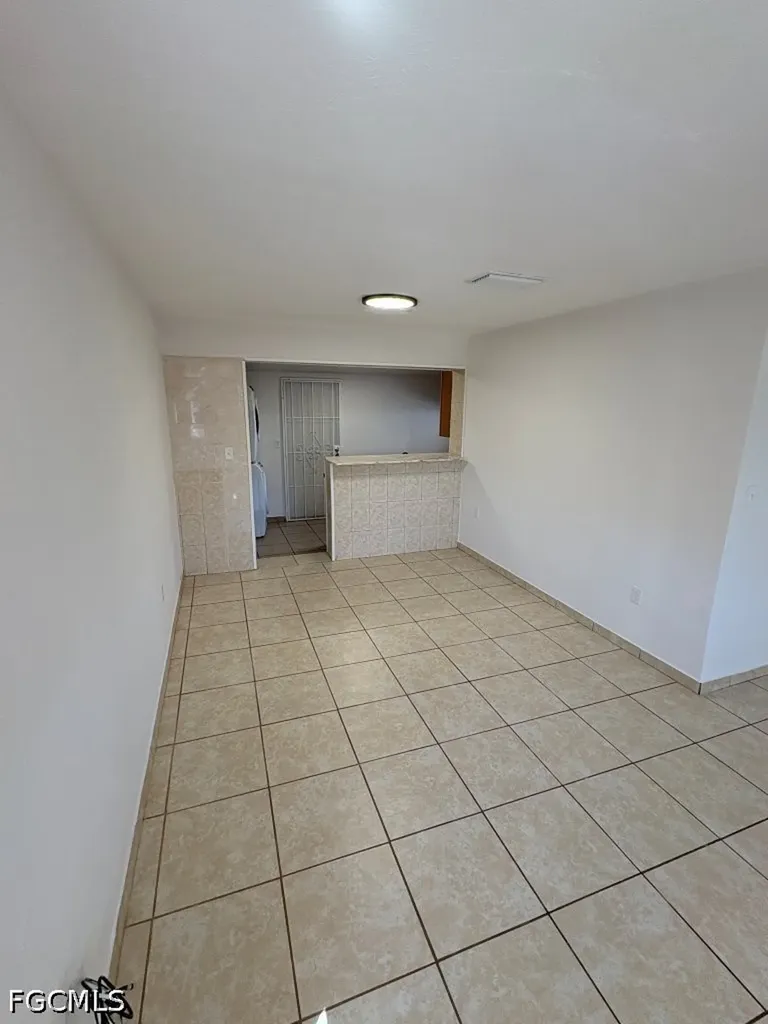 5448 9th Avenue Fort Myers FL 33907