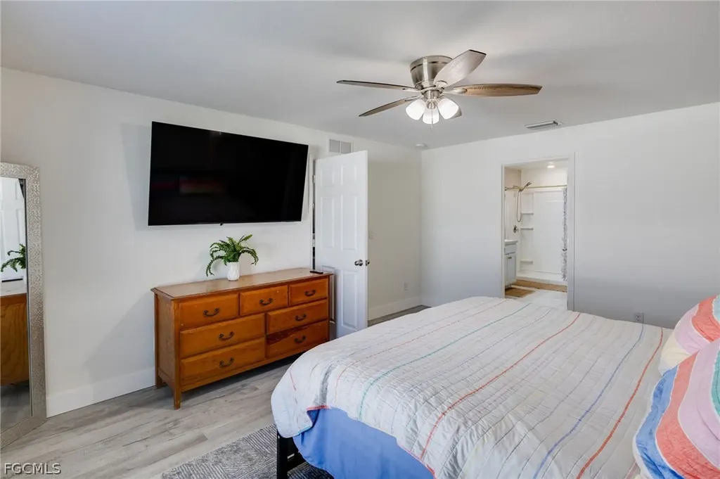 1351 NW 13th Place Cape Coral FL 33993