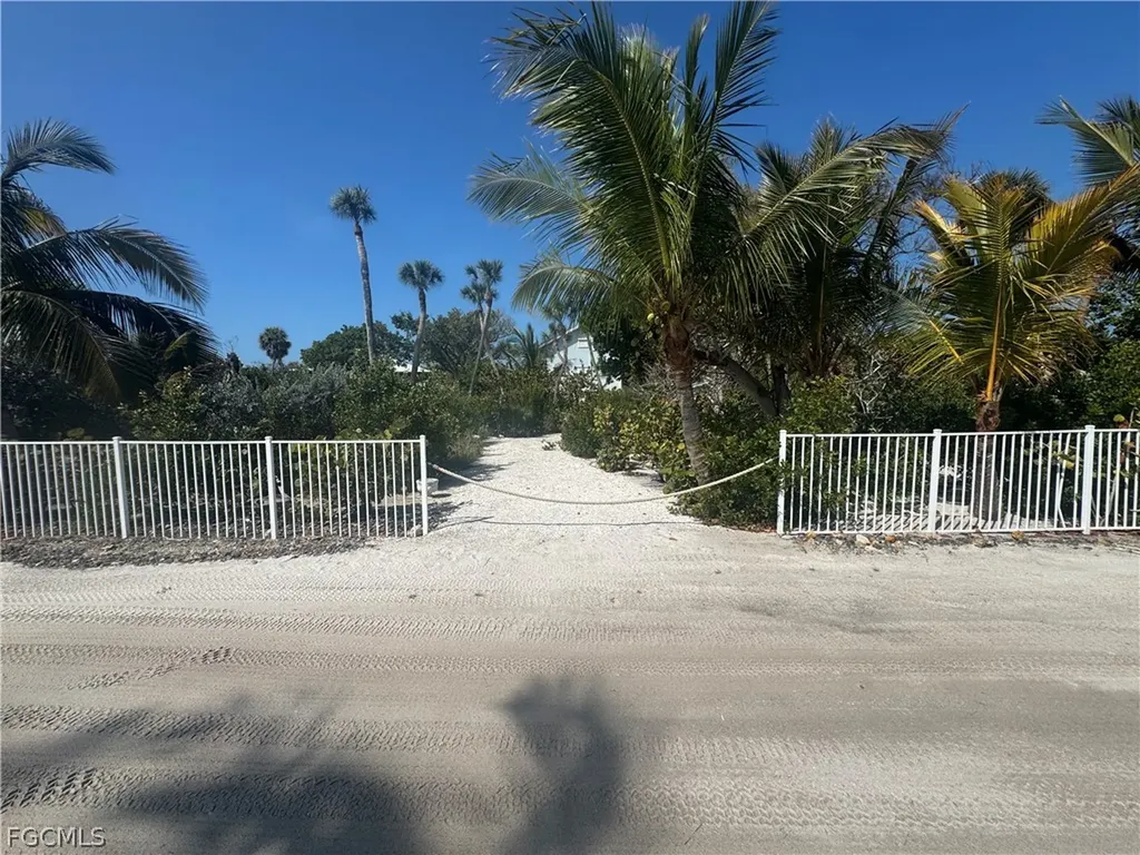 201 White Pelican Drive Captiva FL 33924