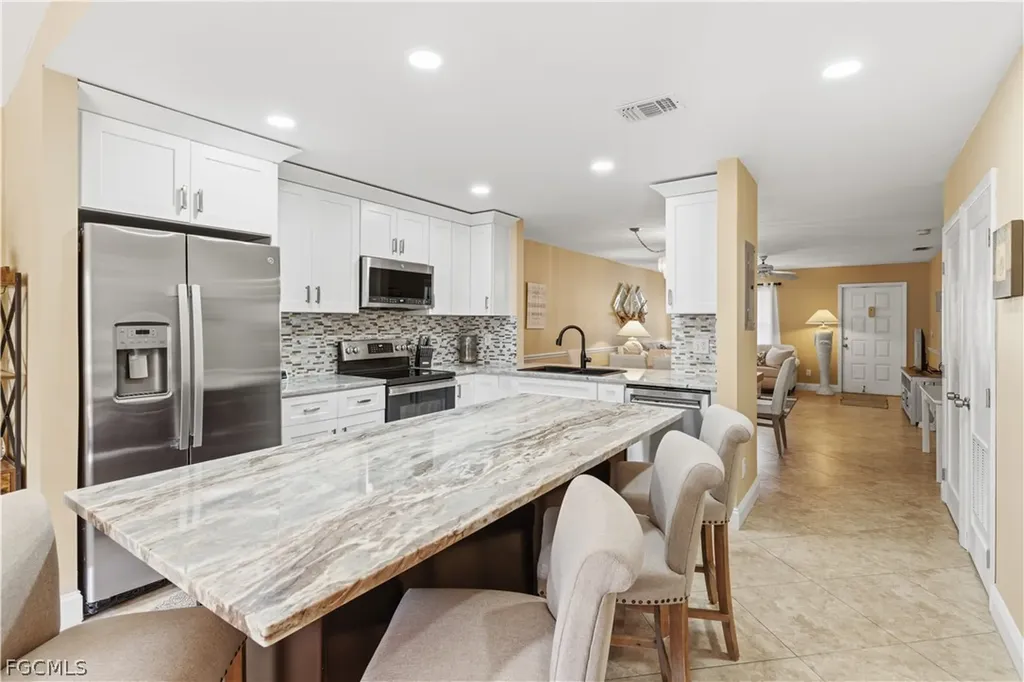 8336 Charter Club Circle Fort Myers FL 33919