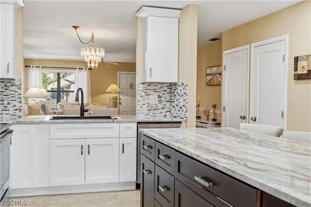 8336 Charter Club Circle Fort Myers FL 33919