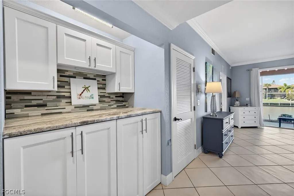 4604 SE 5th Place Cape Coral FL 33904