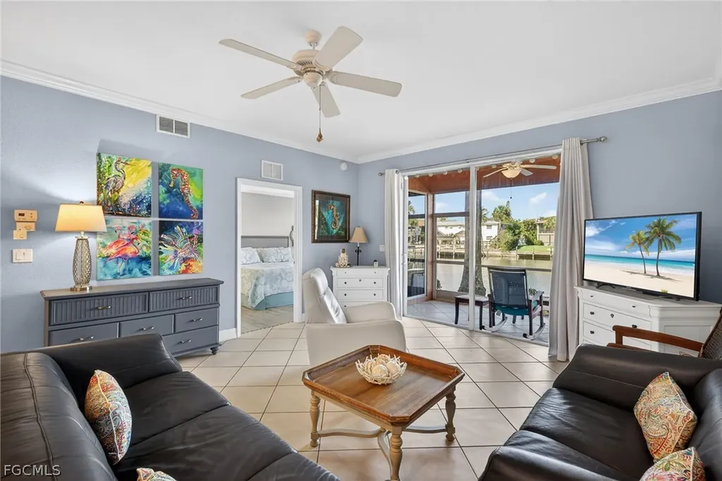 4604 SE 5th Place Cape Coral FL 33904