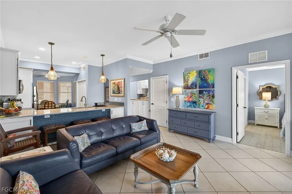 4604 SE 5th Place Cape Coral FL 33904