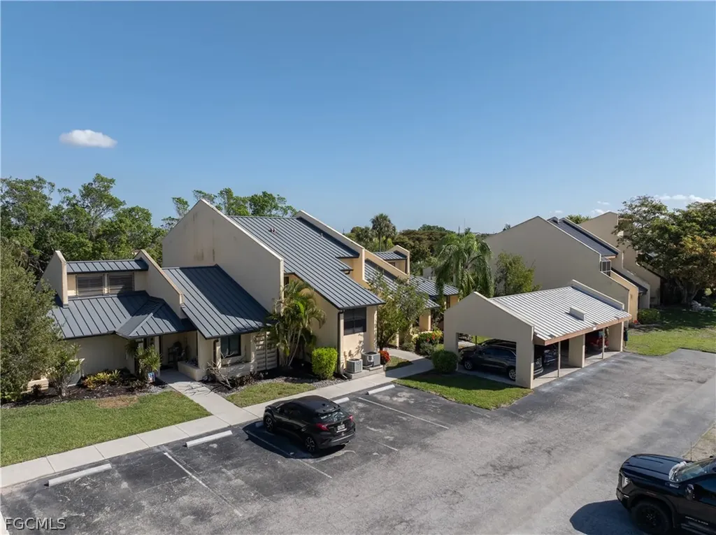 15041 Paddle Creek Drive Fort Myers FL 33919