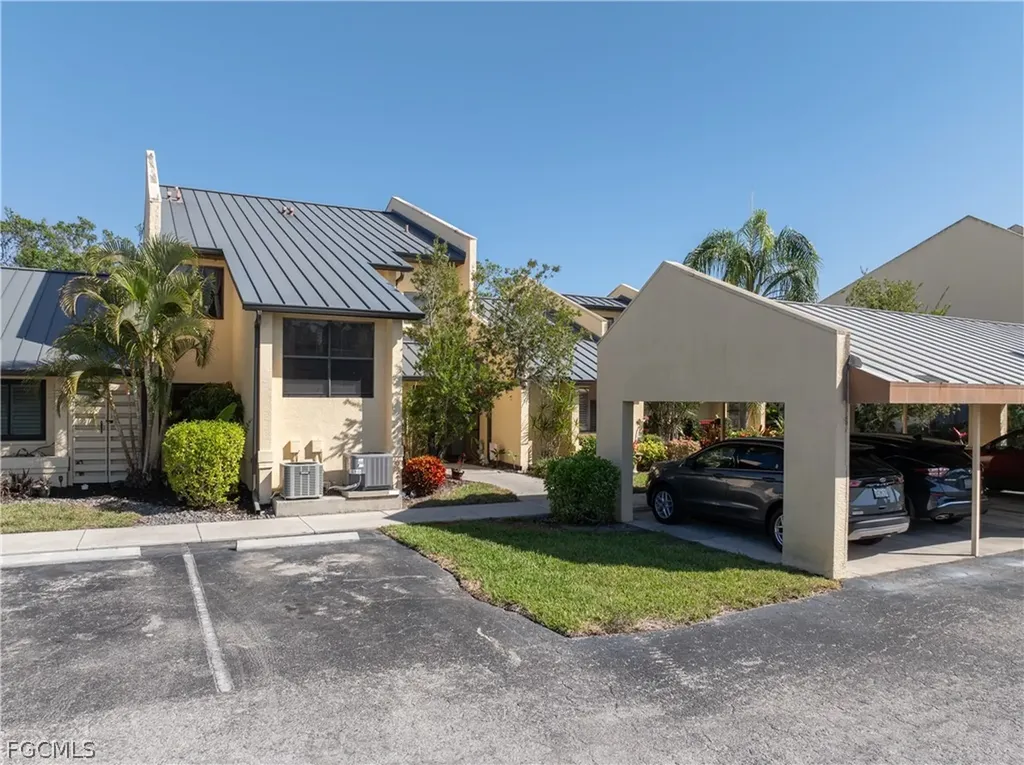 15041 Paddle Creek Drive Fort Myers FL 33919