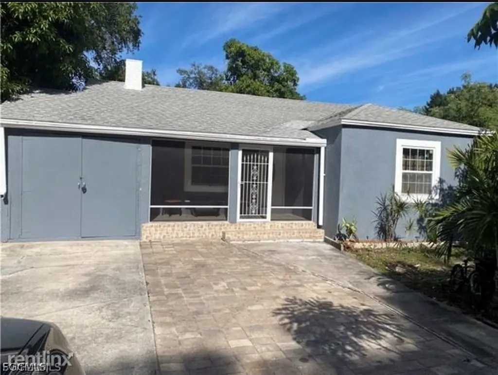 2135 Jeffcott Street Fort Myers FL 33901