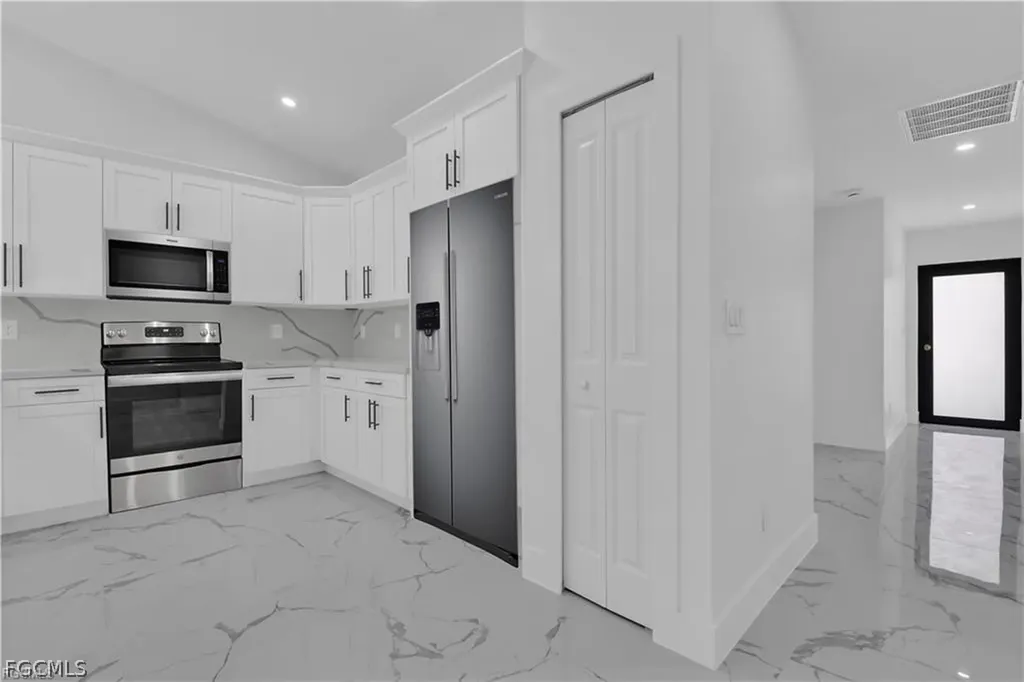 4921 Leonard Boulevard S Lehigh Acres FL 33973