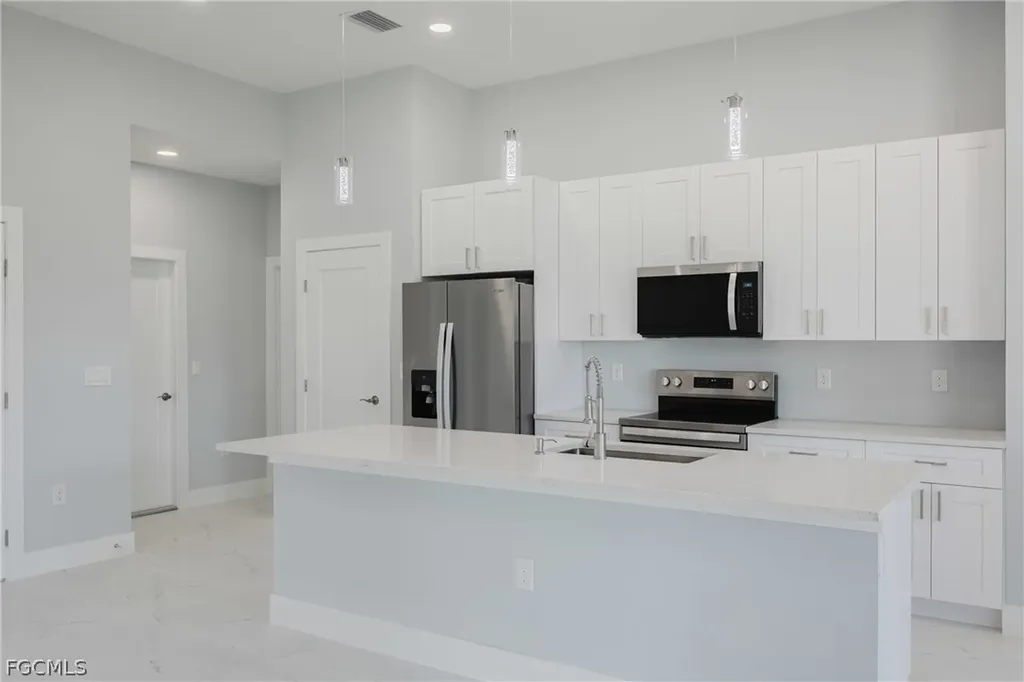 1726 NW 20th Terrace Cape Coral FL 33993