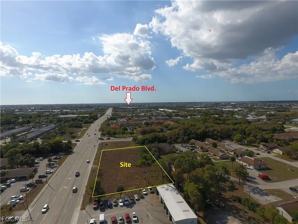 1012 - 1020 Pondella Road North Fort Myers FL 33903