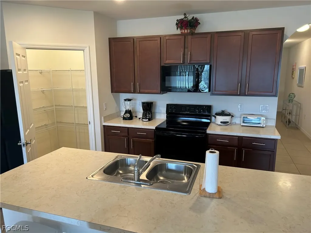 10531 Canal Brook Lane Lehigh Acres FL 33936