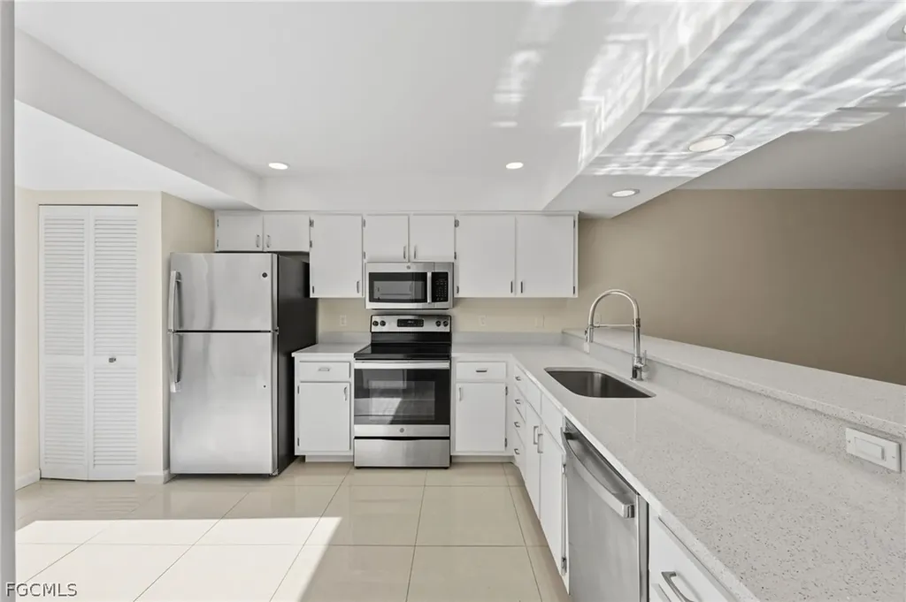 116 Pinebrook Drive Fort Myers FL 33907