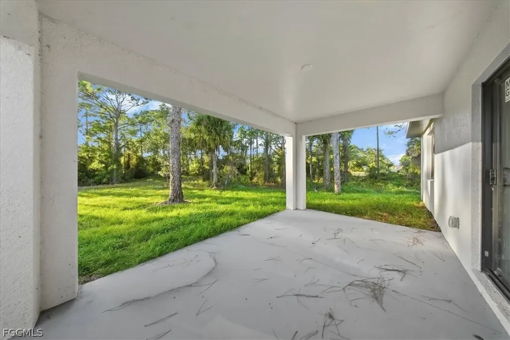 911 Cleveland Avenue Lehigh Acres FL 33972