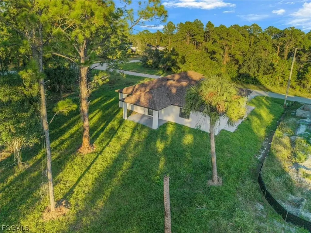 911 Cleveland Avenue Lehigh Acres FL 33972