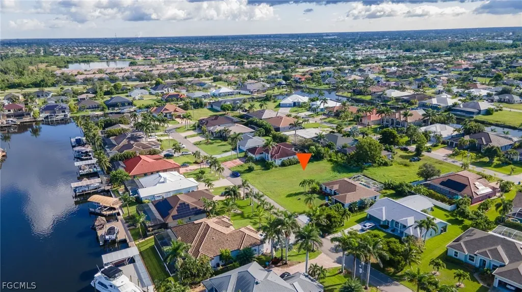 2537 SW 27th Place Cape Coral FL 33914