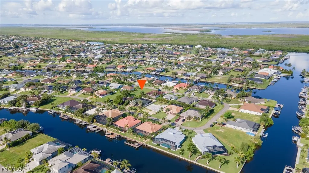2537 SW 27th Place Cape Coral FL 33914