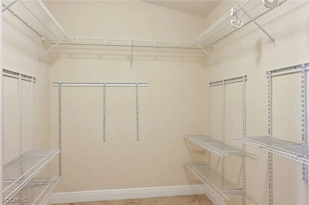 5118 Harrogate Court Naples FL 34112