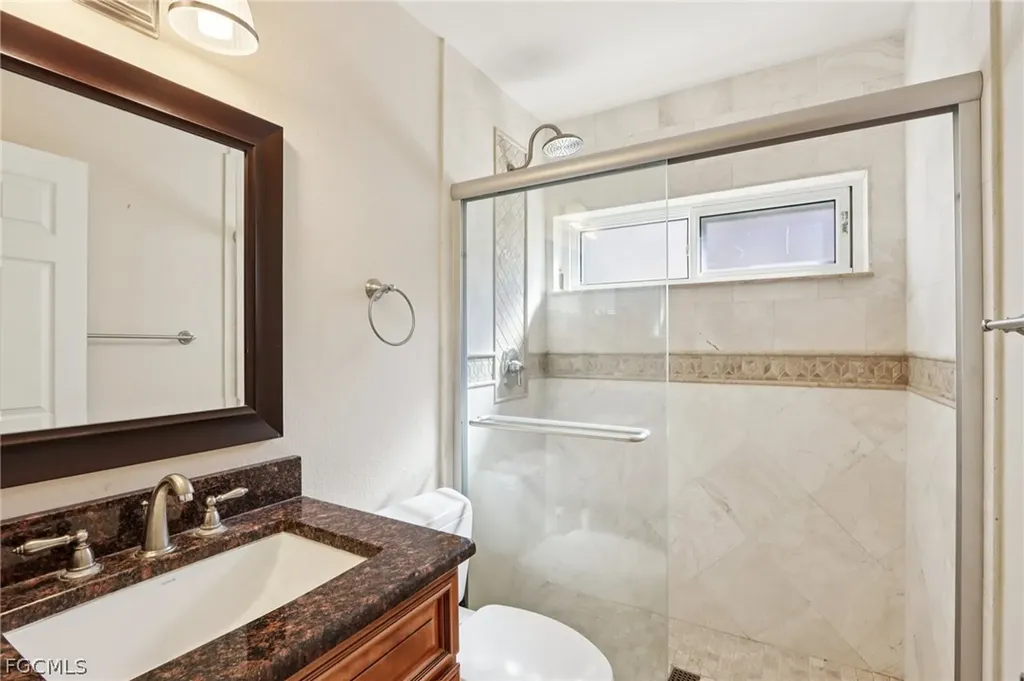 5118 Harrogate Court Naples FL 34112