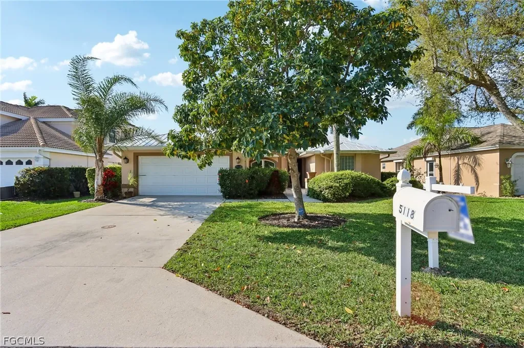 5118 Harrogate Court Naples FL 34112