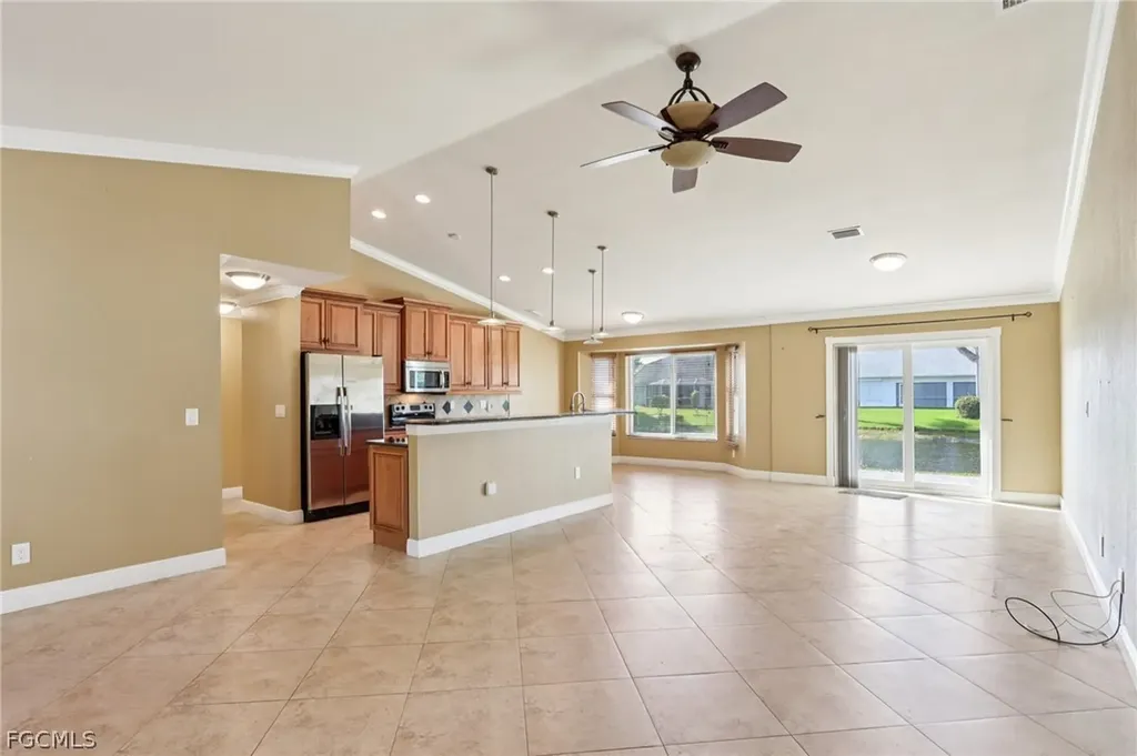 5118 Harrogate Court Naples FL 34112