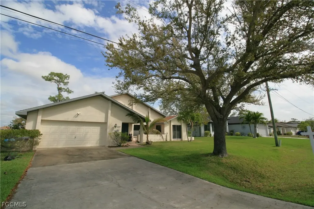 1309 SW 18th Street Cape Coral FL 33991