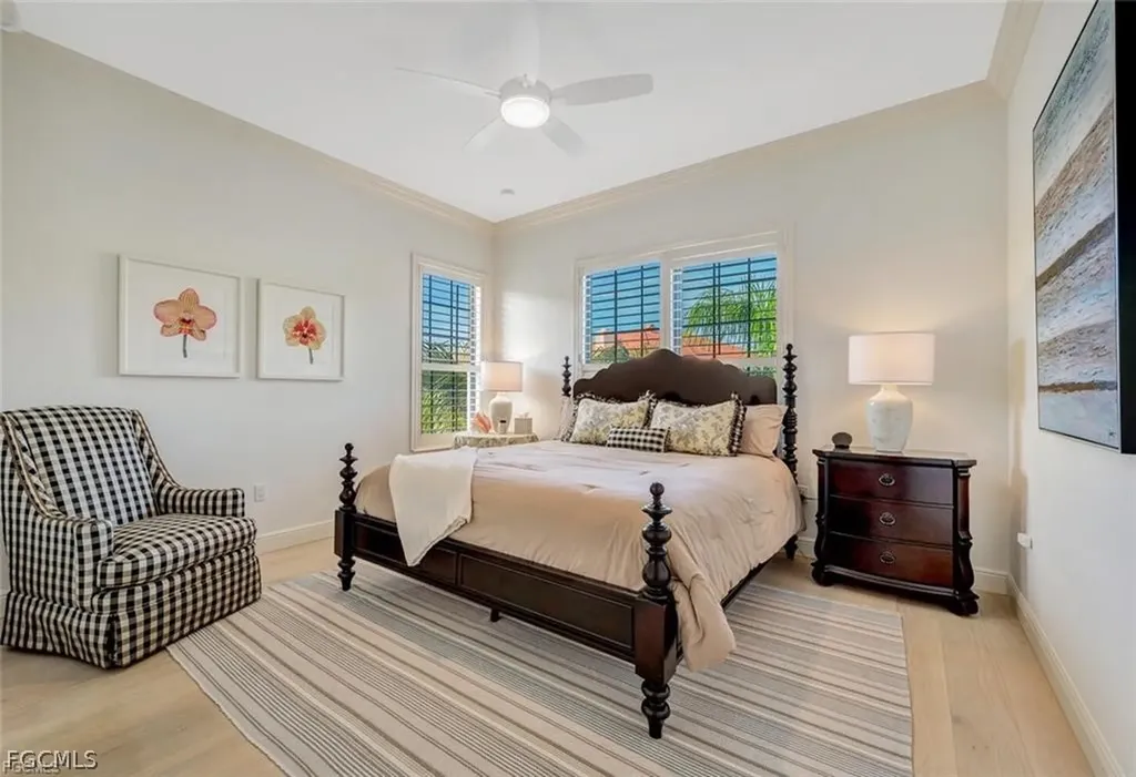 2542 Marquesa Royale Lane Naples FL 34109