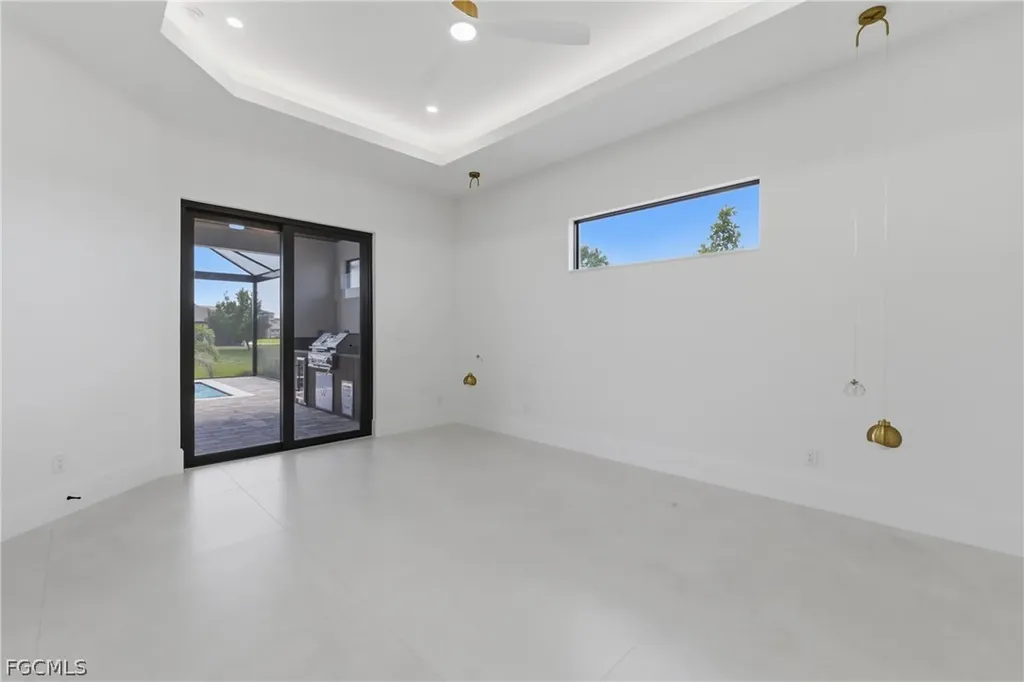 1434 SW 1st Street Cape Coral FL 33991
