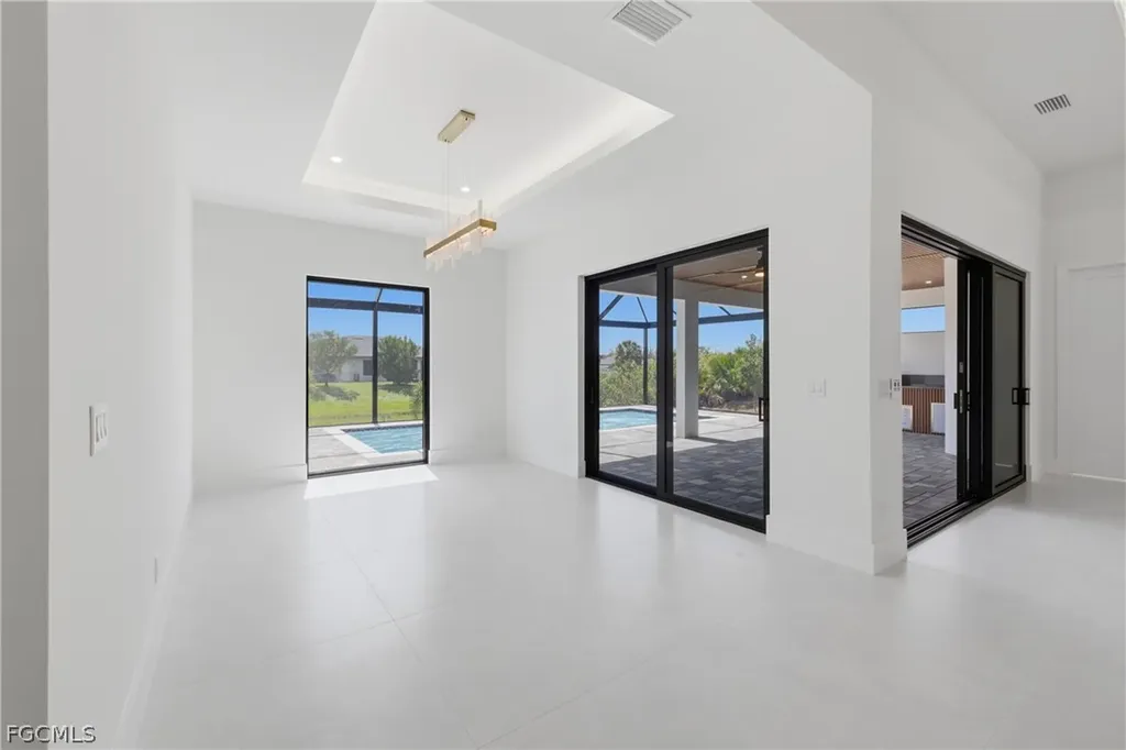 1434 SW 1st Street Cape Coral FL 33991