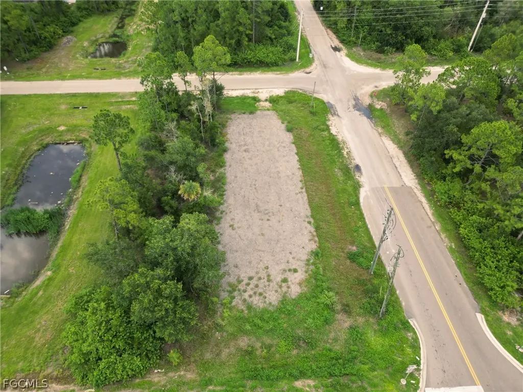 910 Meadow Road Lehigh Acres FL 33973