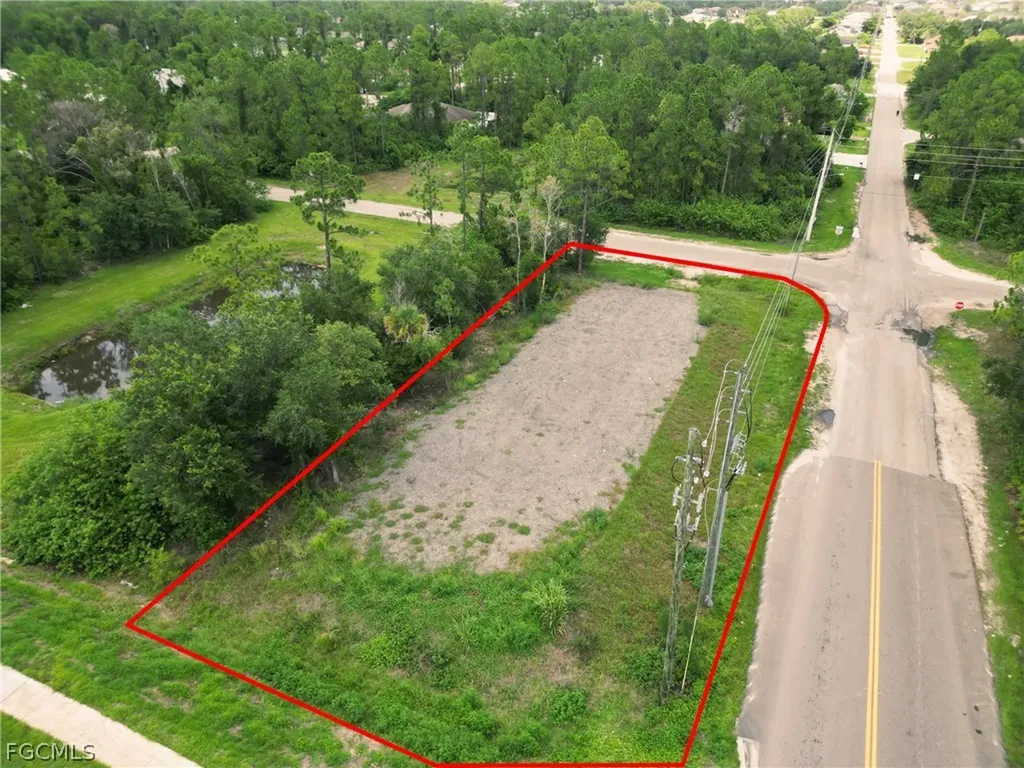 910 Meadow Road Lehigh Acres FL 33973