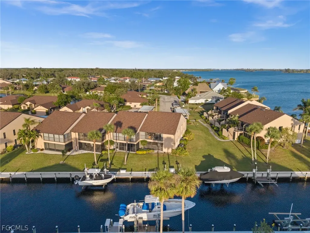 15481 Admiralty Circle North Fort Myers FL 33917