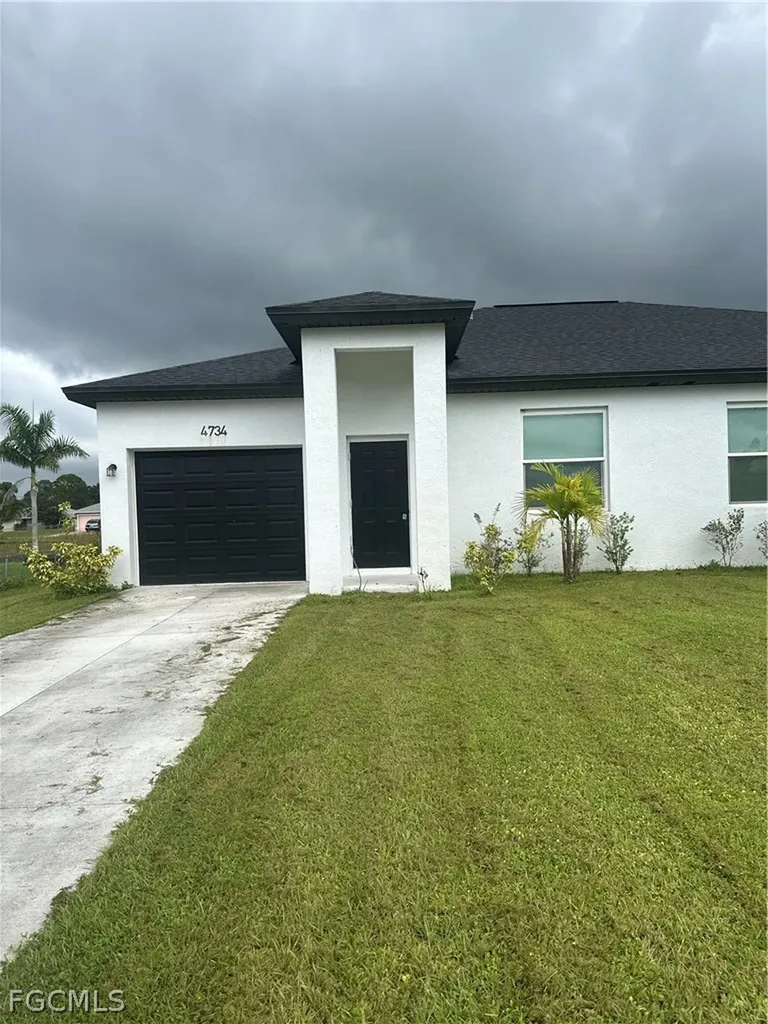 4734 22nd Street SW Lehigh Acres FL 33973