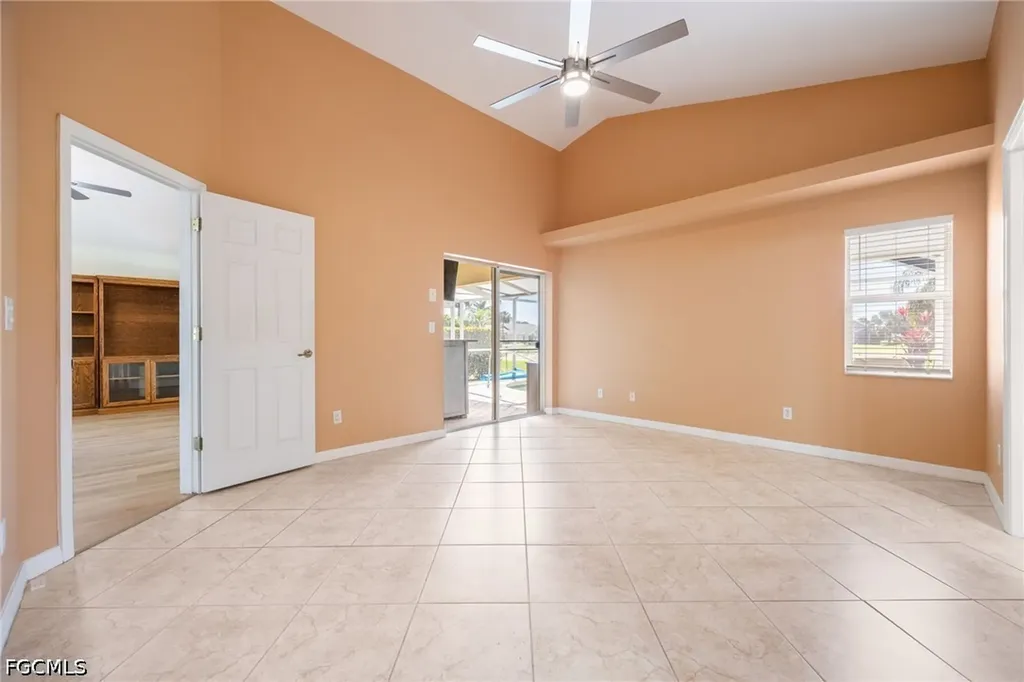 9273 Palm Island Circle North Fort Myers FL 33903